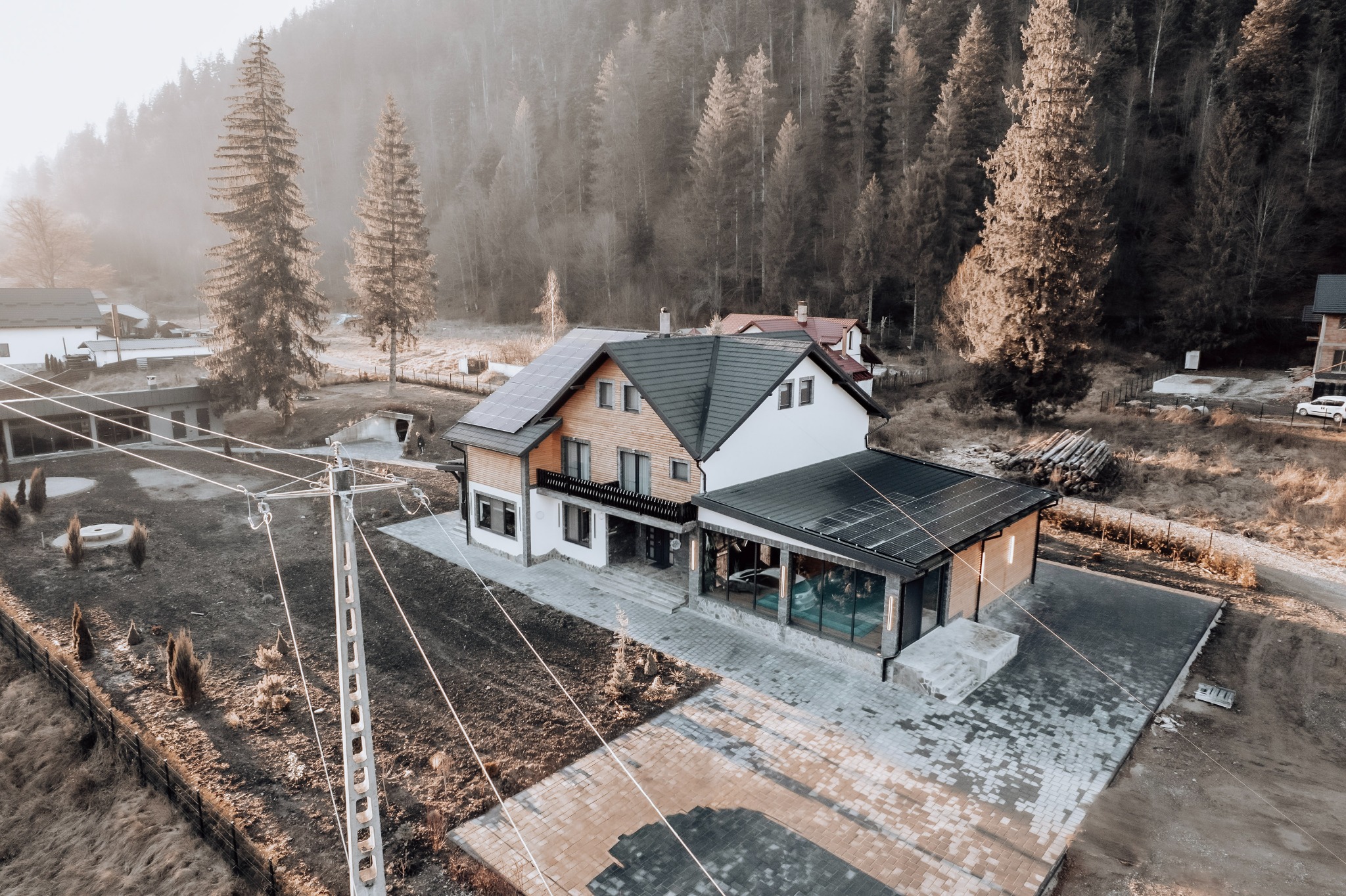 Cabana Stone House Mălini Suceava în natură